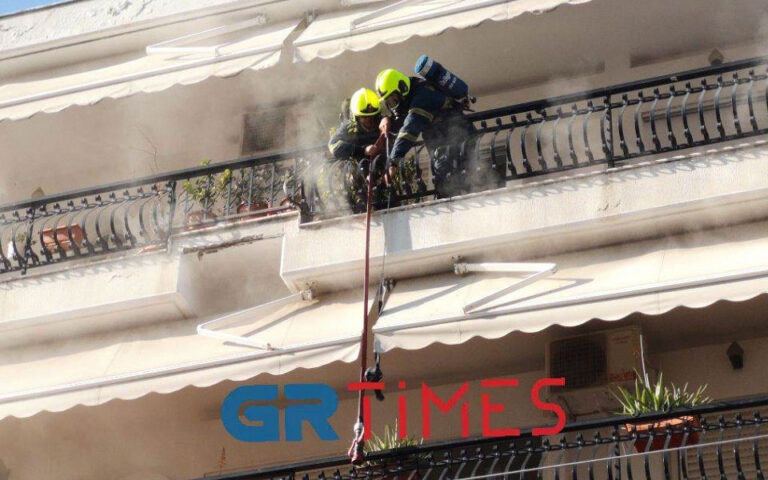 Θεσσαλονίκη: Πυρκαγιά σε διαμέρισμα στην Τούμπα (εικόνες)