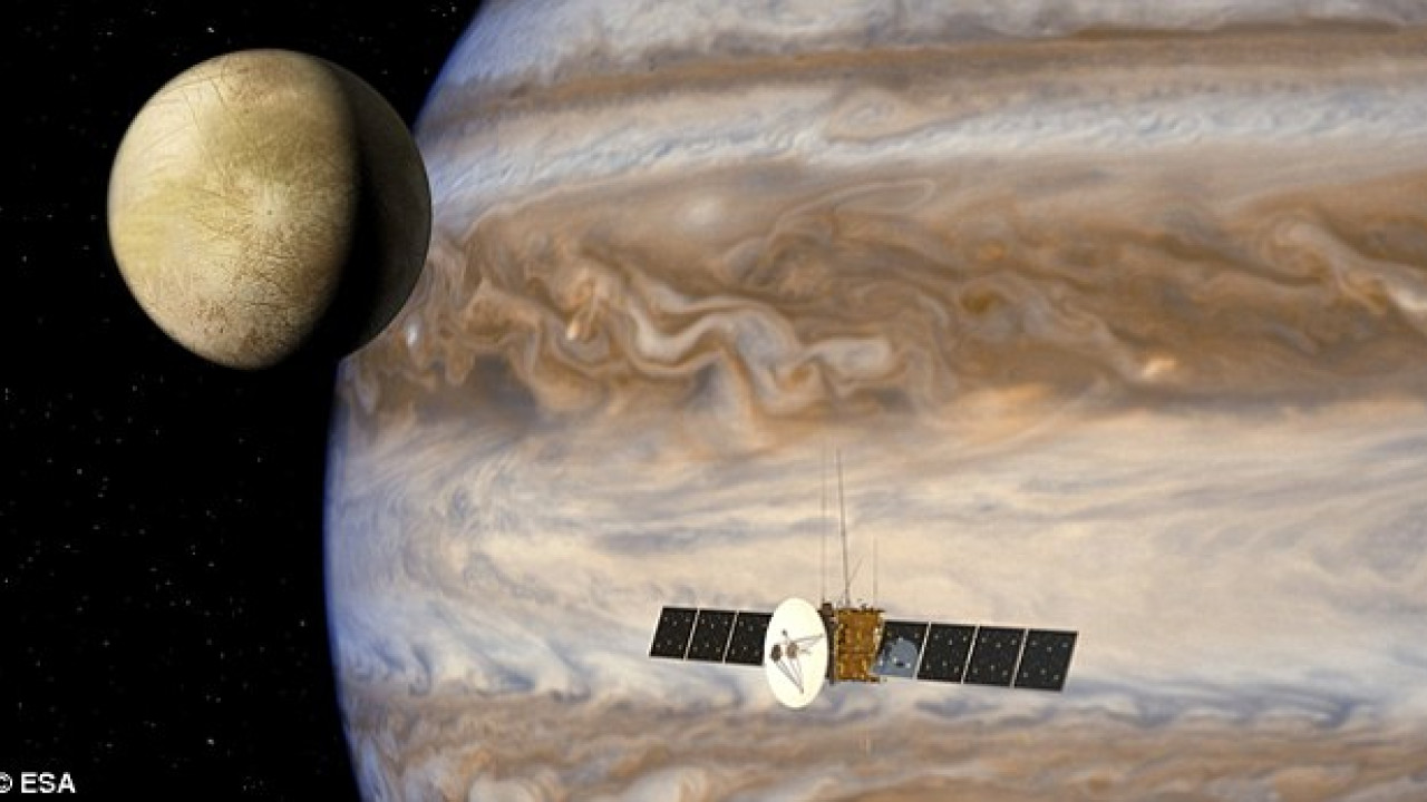 Halloween ή Πικάσο; Το σκάφος  Juno της NASA φωτογράφισε τρομακτικό «πρόσωπο» στον Δία