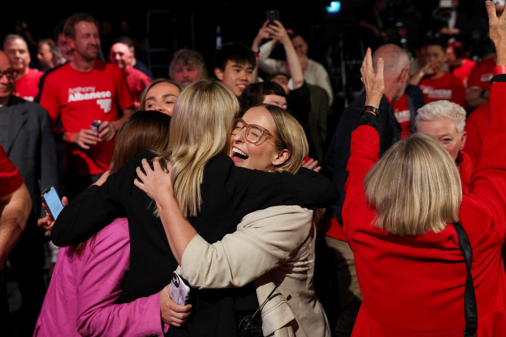 Νικητής των εκλογών το Εργατικό Κόμμα του πρωθυπουργού Άντονι Αλμπανέζι