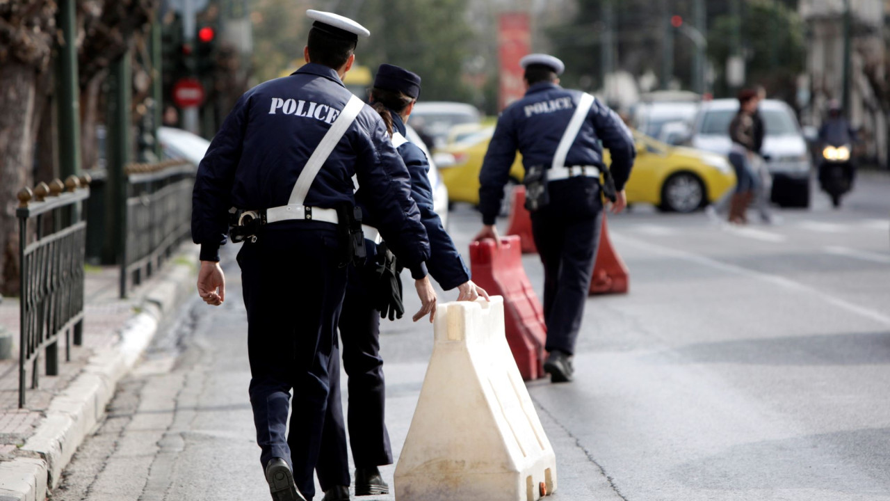 Νέος ΚΟΚ: Αυστηρές αλλαγές σε όρια ταχύτητας, «κόντρες» και τσουχτερά πρόστιμα για κινητό