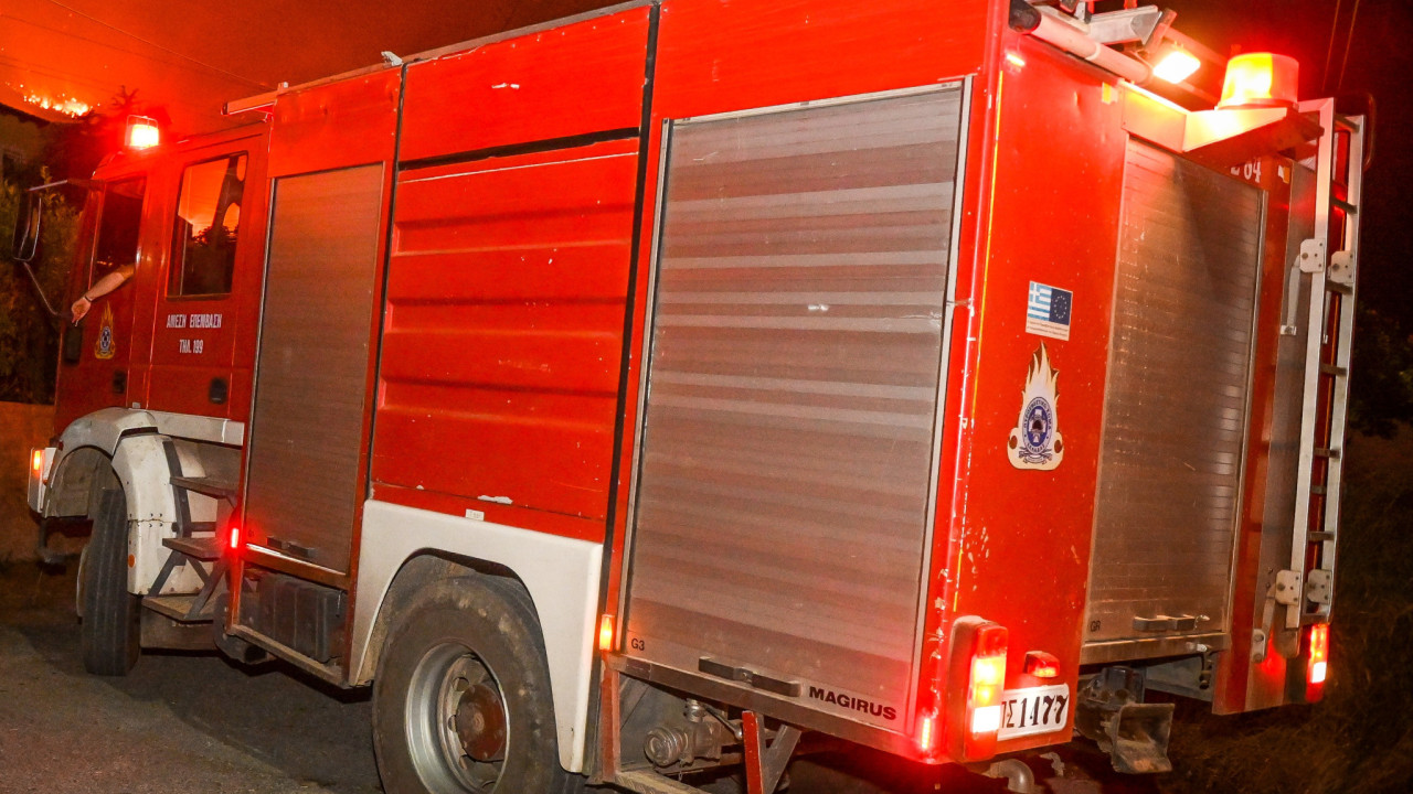 Πυρκαγιά στη Φυλή, κοντά στις γραμμές του προαστιακού