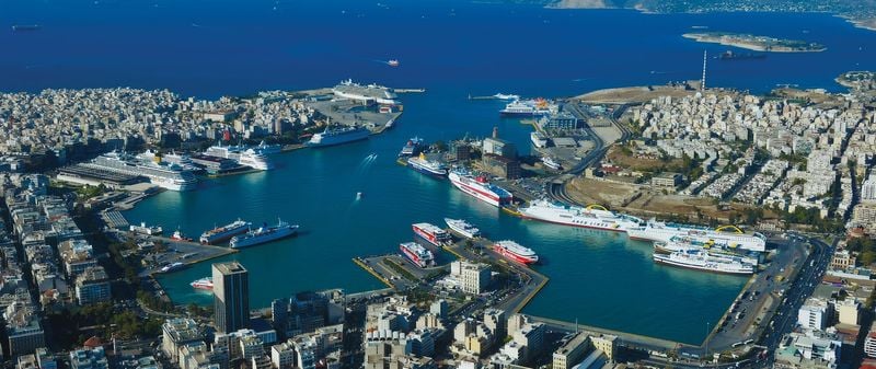 «Μαγνήτης» οι όροι εργασίας για σπουδές στα ναυτιλιακά
