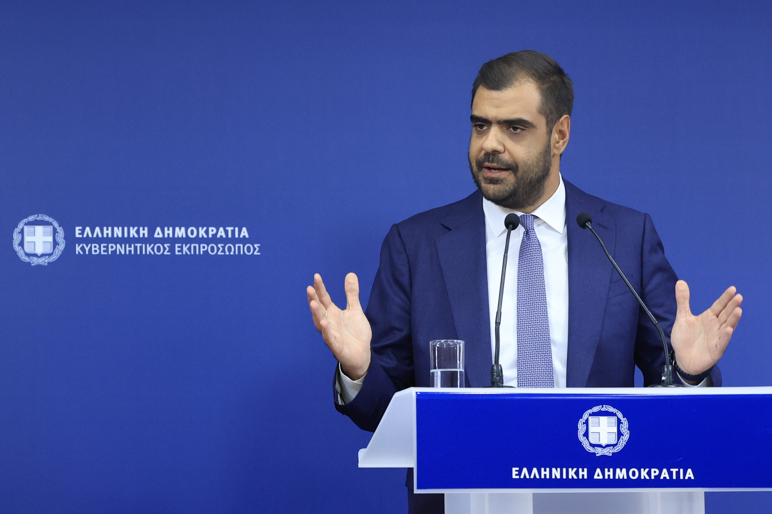 Μαρινάκης κατά Τσίπρα: Η κοινωνία δεν έχει ανάγκη από σωτήρες – Η κυβέρνηση κρίνεται από το έργο της