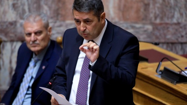 Έκθετο άφησε τον Μυλωνάκη ο Μπουκώρος - Η αναδίπλωση Μαξίμου στην κλήση του και το παρασκήνιο