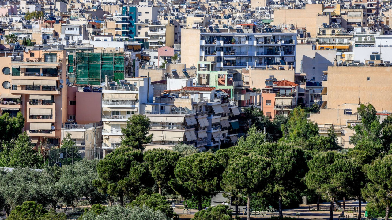 Τι σχεδιάζει η κυβέρνηση για να πέσουν κλειστά διαμερίσματα στην αγορά