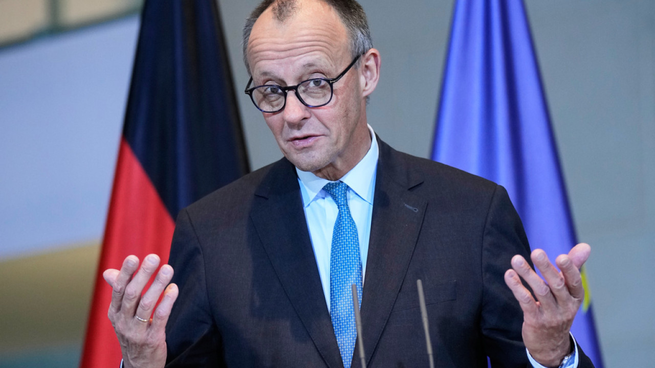 Μερτς: Απαράδεκτη η πρόταση των ΗΠΑ για τα 100 δισ. και τα παγωμένα ρωσικά κεφάλαια