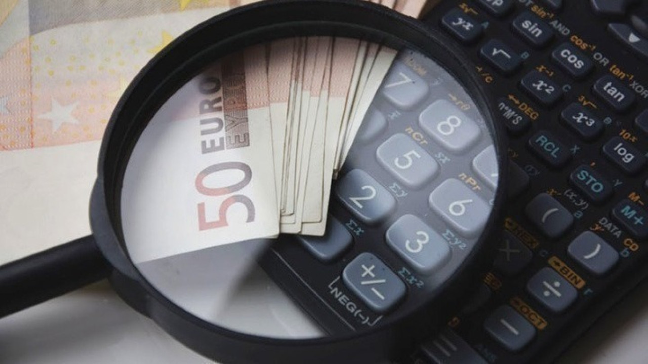 Σε ισχύ από αύριο το πακέτο ενισχύσεων - Ωφελούνται 2,4 εκατ. πολίτες