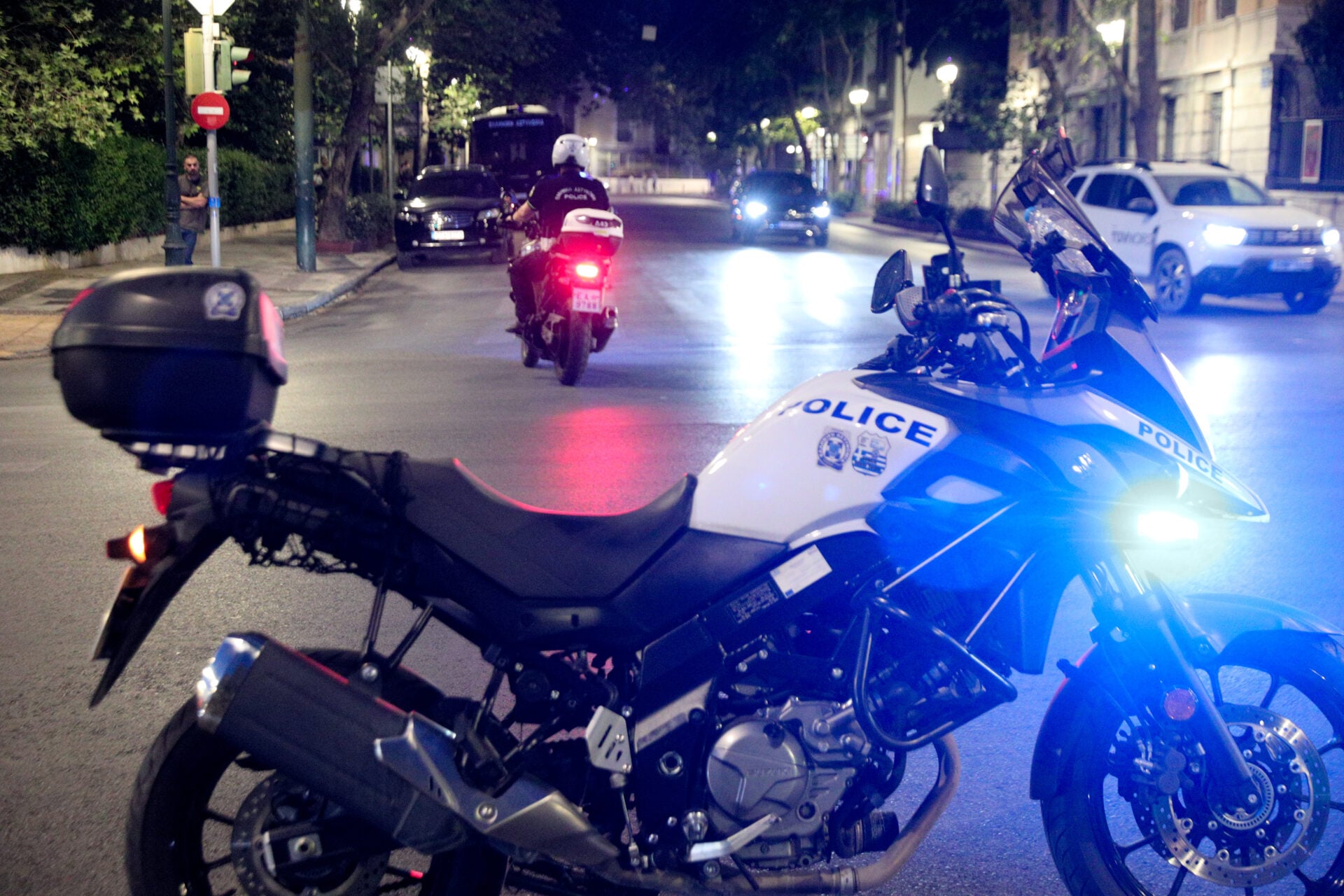 Πυροβολισμοί στο Ίλιον – Αναφορές για καυγά μεταξύ οικογενειών ρομά