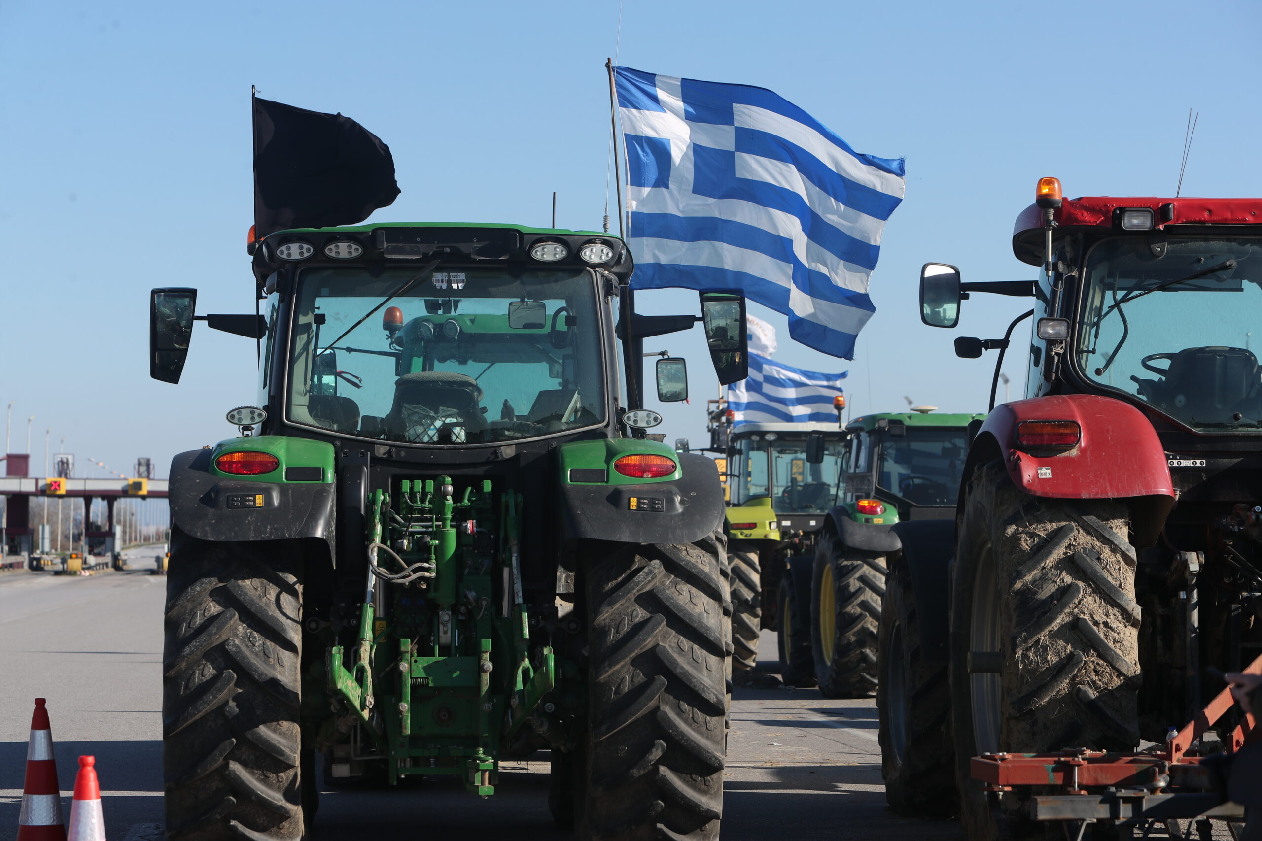 Tην Κυριακή αποφασίζουν οι αγρότες στα Μάλγαρα για νέα μπλόκα – News.gr