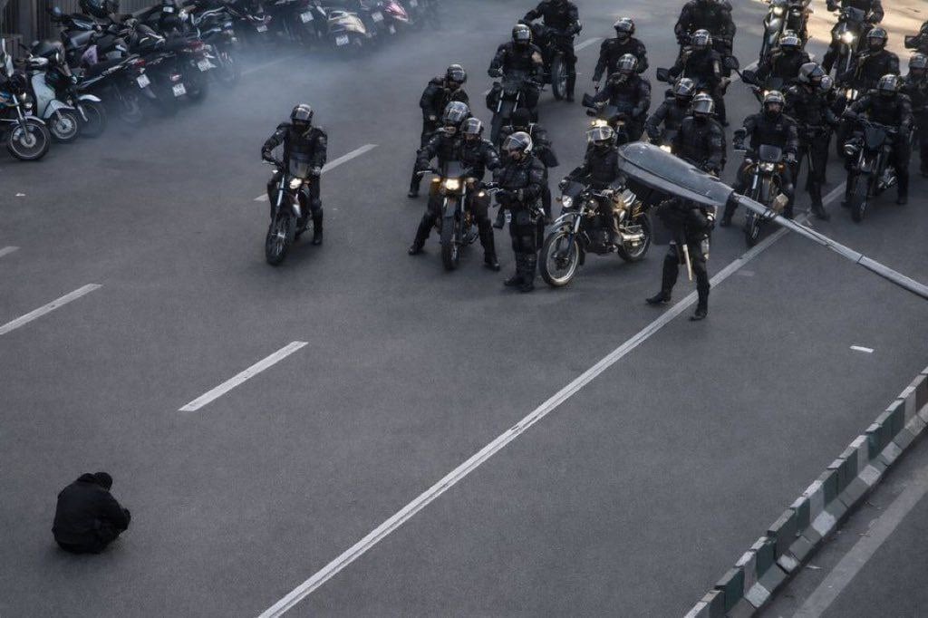 Εκεί που δολάριο και ευρώ κοστίζουν εκατομμύρια νομίσματα