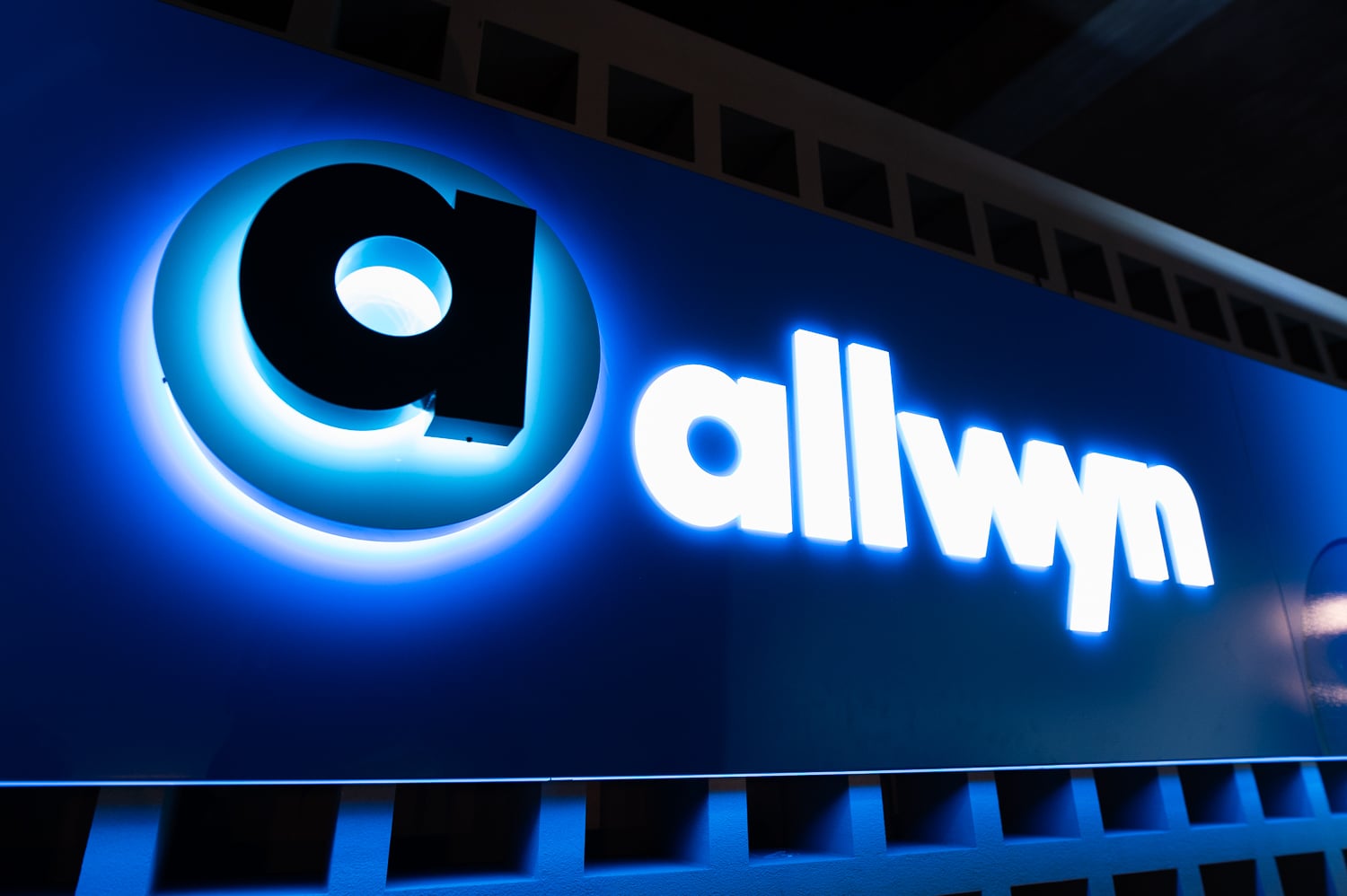 ALLWYN OΠΑΠ: Τροποποίηση των όρων συνένωσης - Χωρίς προνομιούχες μετοχές