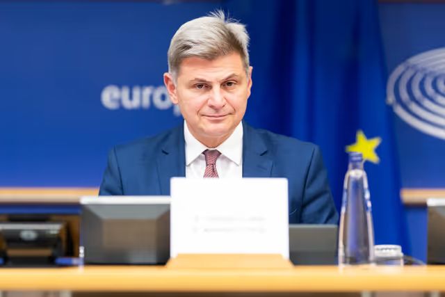 Η Ευρώπη να εργαστεί για την ειρήνη