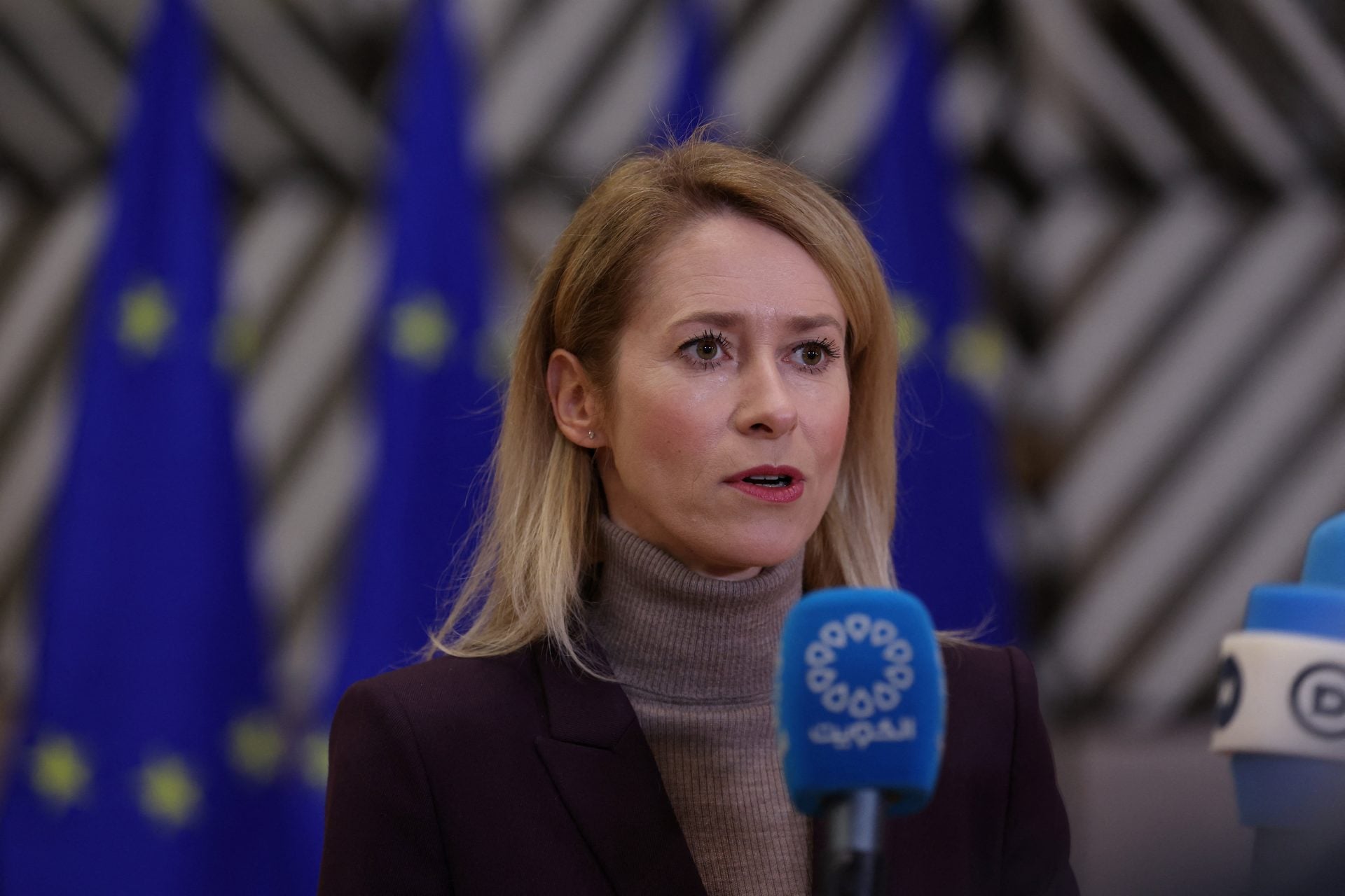 Ερωτήματα για την κυβερνοεπίθεση και τα τεχνικά προβλήματα που εμπόδισαν τις συνομιλίες ΕΕ με Γουίτκοφ- Κούσνερ