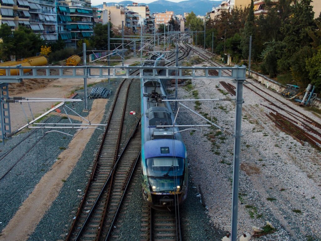 Νεκρός 50χρονος που παρασύρθηκε από αμαξοστοιχία στα Άνω Λιόσια