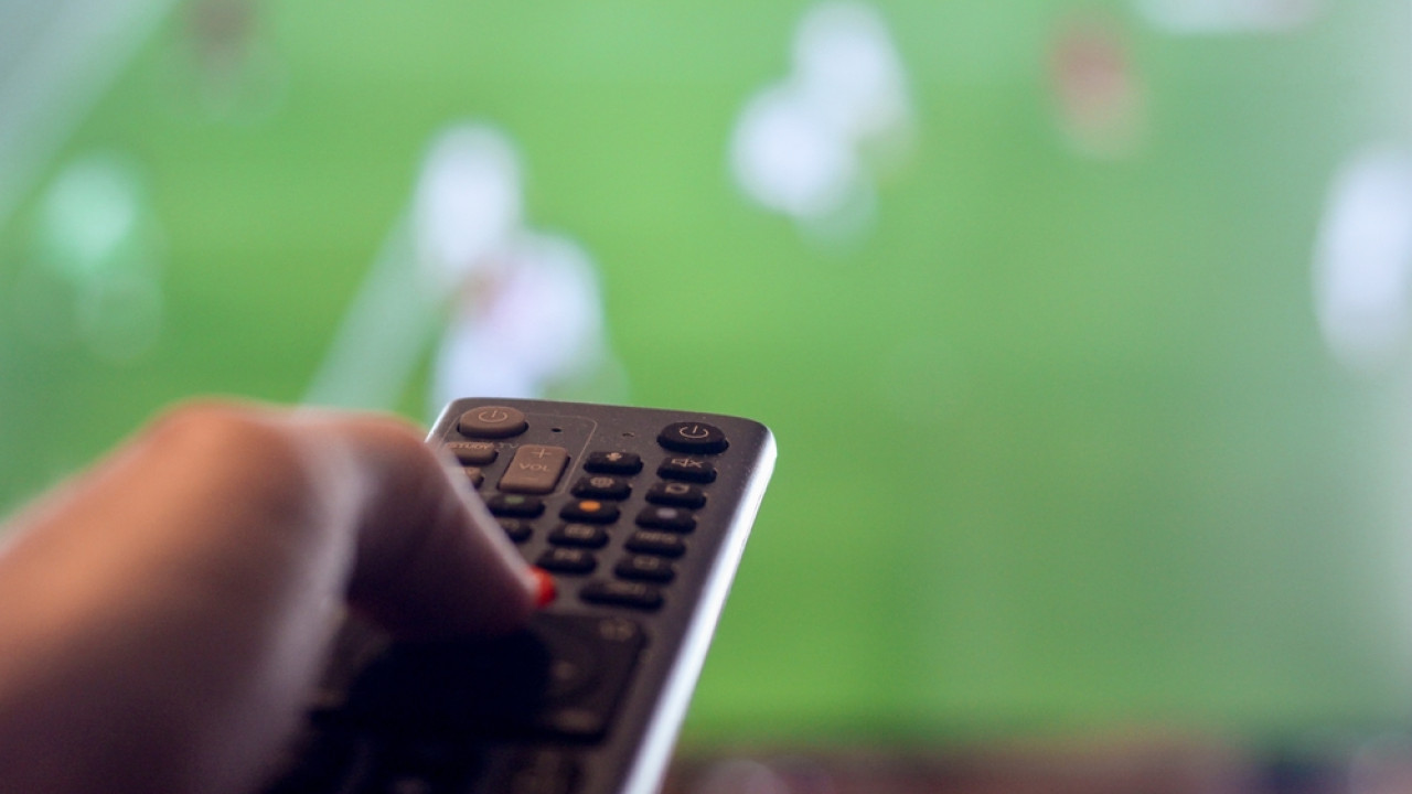 Συλλήψεις σε καφετέριες της Σητείας για τηλεοπτική πειρατεία - Πρόστιμα έως 3.000 ευρώ