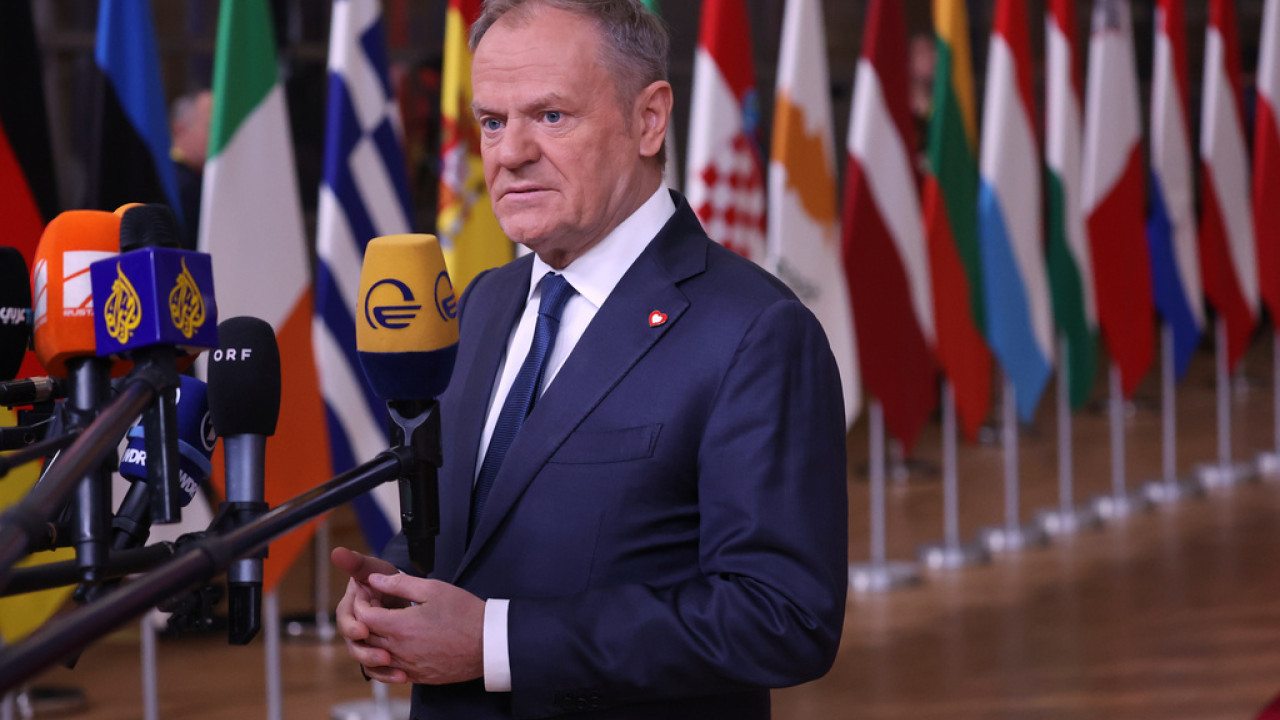 Τουσκ για το ουκρανικό δάνειο: Η ΕΕ επιλεγεί «λεφτά σήμερα, ή αίμα αύριο»