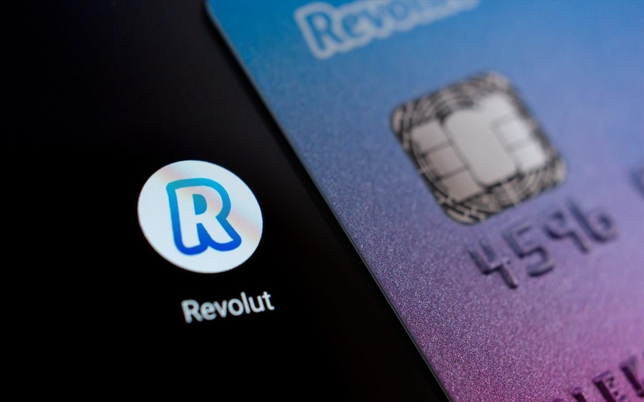 Revolut: The Greeks' investment profile
