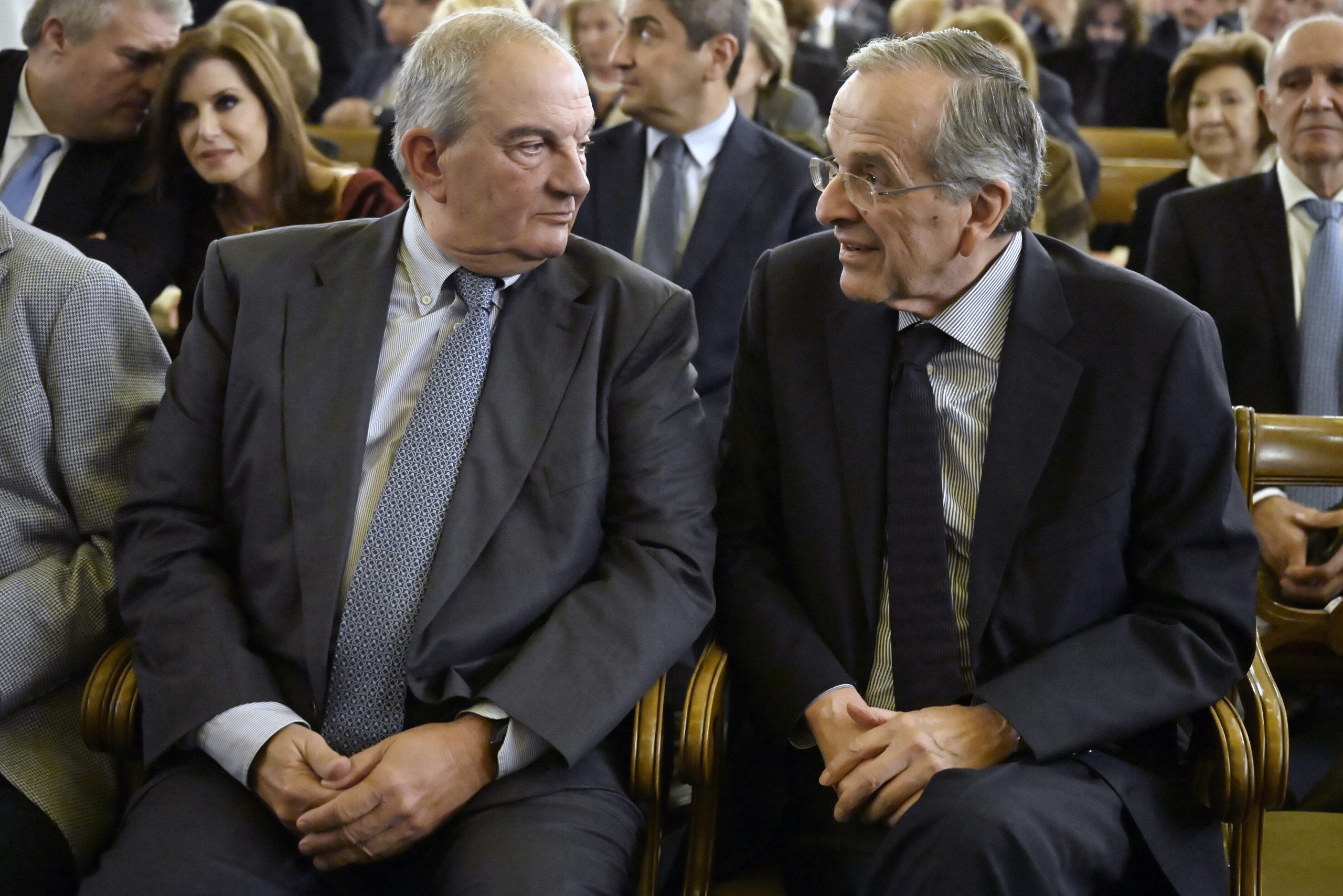 Ο «οικοδεσπότης» Σαμαράς, ο «επισκέπτης» Καραμανλής, ο εκπρόσωπος Μαξίμου - Τι θα γίνει στις 2 Φεβρουαρίου, τι προηγήθηκε