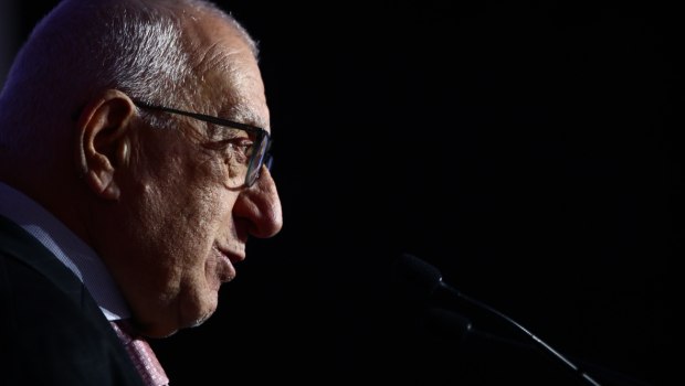 Κακλαμάνης: Οι επιλογές όλων μας, από τη Βουλή ως τη ζωή, να μας κάνουν περήφανους κάθε μέρα