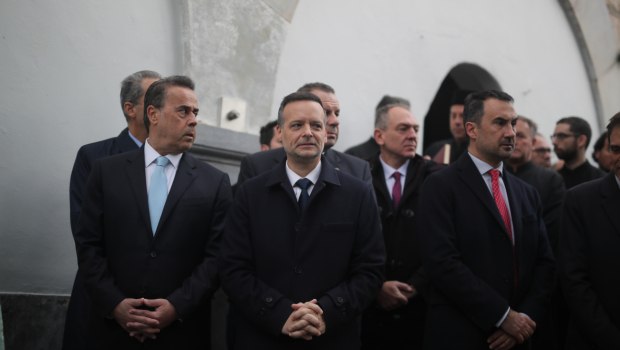 Το παρασκήνιο της συνάντησης Δούκα, Χαρίτση, Ζαχαριάδη στο Κολωνάκι