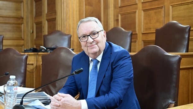 Μύλος στην Εξεταστική μεταξύ Κωνσταντοπούλου και Νικολακόπουλου: «Τώρα μιλάω εγώ» - «Είσαι άντρας εσύ τώρα;»