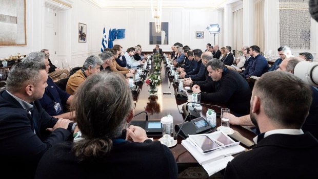 Ζαχαριάδης: Ο Μητσοτάκης να αφήσει τους ψευτοτσαμπουκάδες και να συναντηθεί με την πλειοψηφία των μπλόκων