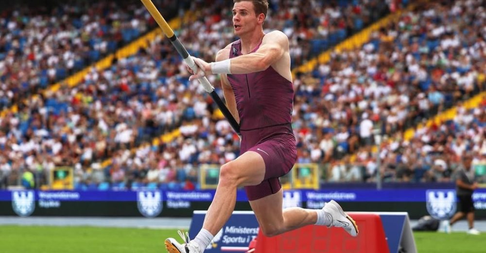 Με Νίλσεν το Fly Athens στην Παιανία