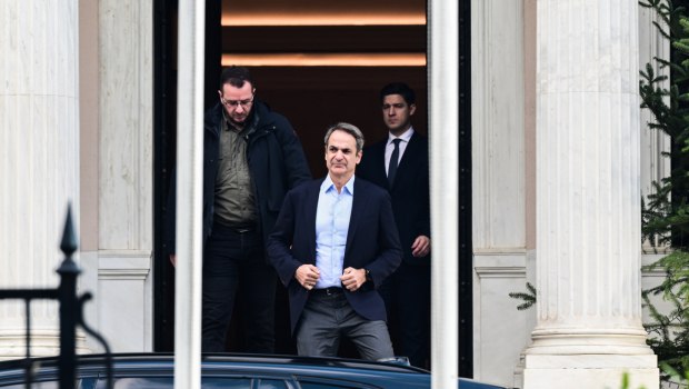 Βενεζουέλα: Τα διαπιστευτήρια της ΝΔ στον Τραμπ και οι εκ των υστέρων διπλωματικές αναφορές στο διεθνές δίκαιο