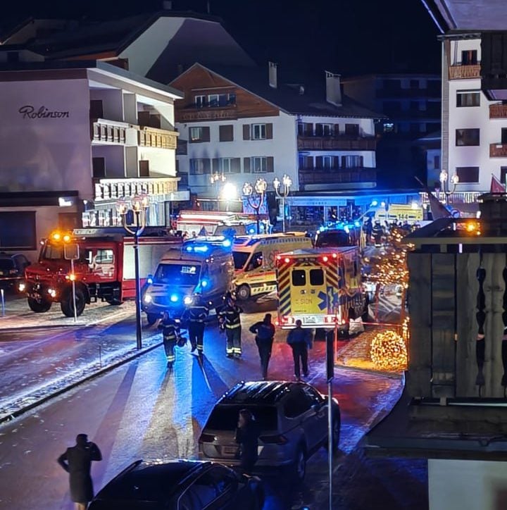 Νεκροί και τραυματίες από έκρηξη σε θέρετρο σκι