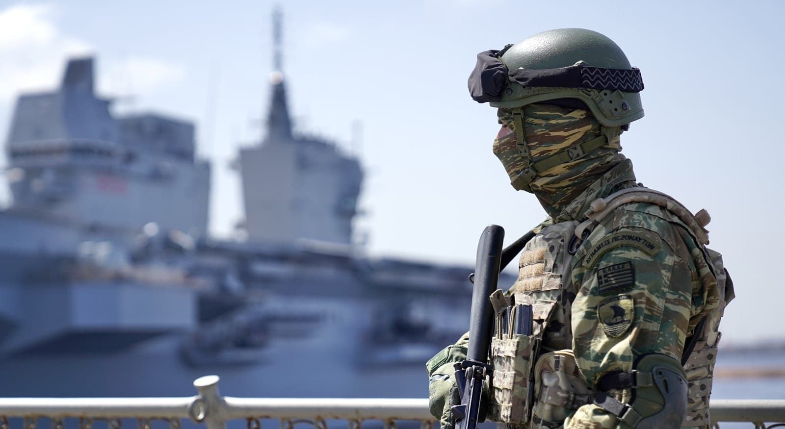 Έκτακτες κρίσεις ανωτάτων αξιωματικών των Ενόπλων Δυνάμεων: Προαχθέντες, διατηρητέοι και αποστρατεύσαντες