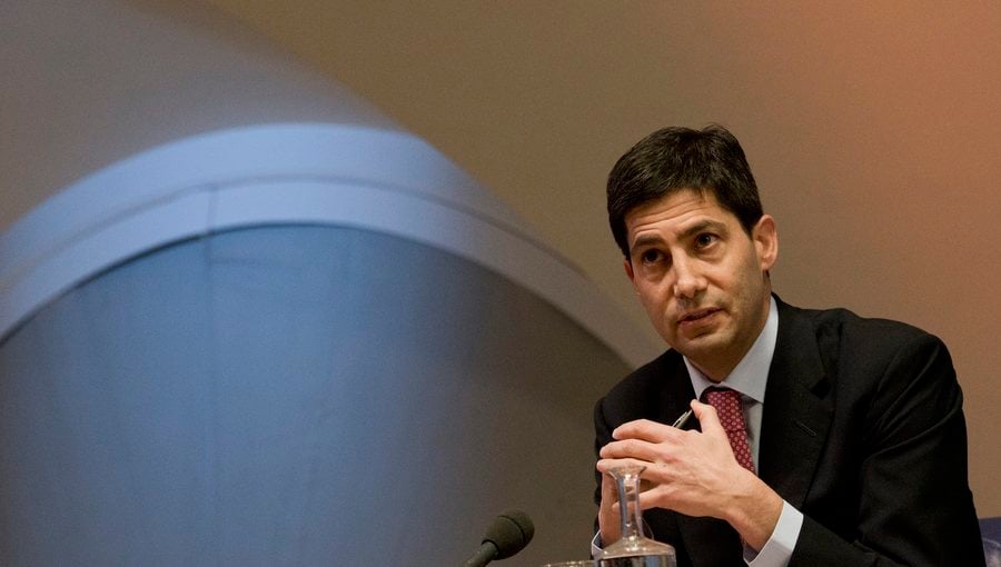 Ο Τραμπ απεφάνθη για τη Fed – Τρία συμπεράσματα για την επιλογή του Κέβιν Γουόρς