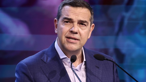 Τσίπρας: Ο Μητσοτάκης αντί να απολογηθεί για τη δήλωση, επιλέγει το δρόμο της πολιτικής δειλίας