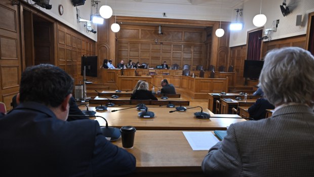 Εξεταστική - ΟΠΕΚΕΠΕ: Σε εξέλιξη η συνεδρίαση - Καταθέτει ο Σταύρος Αραχωβίτης