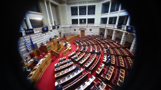 Βουλή: Την Τετάρτη στην Ολομέλεια η πρόταση Μητσοτάκη για σύσταση διακομματικής για τα αγροτικά