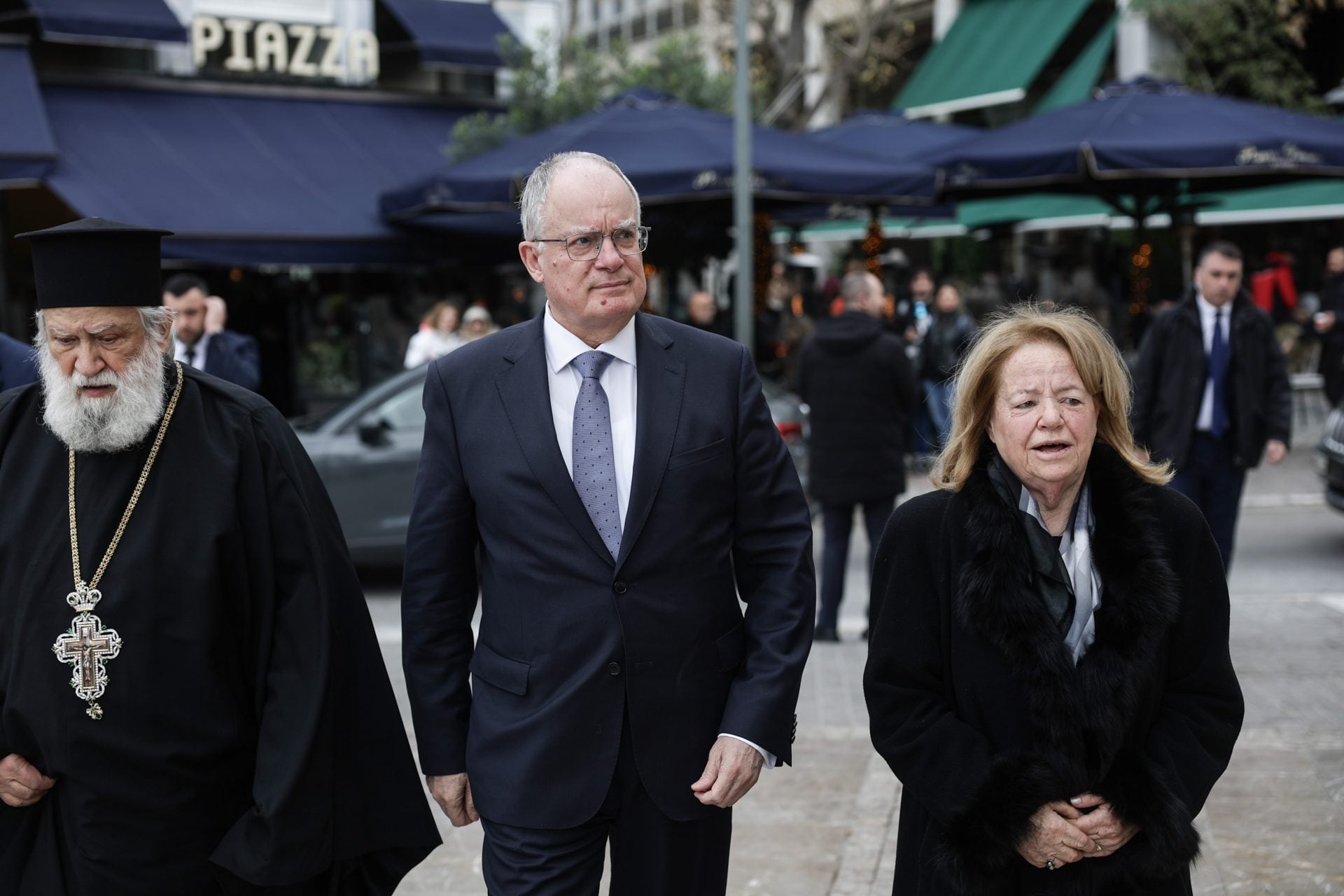 Τα όπλα της δημοκρατίας είναι πιο ισχυρά από τα περίστροφα