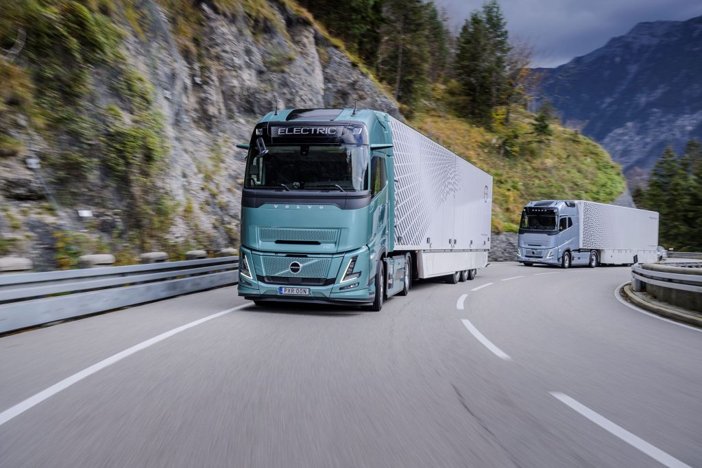 Ηγέτης στην αγορά φορτηγών βαρέως τύπου η Volvo Trucks για 2η συνεχή χρονιά