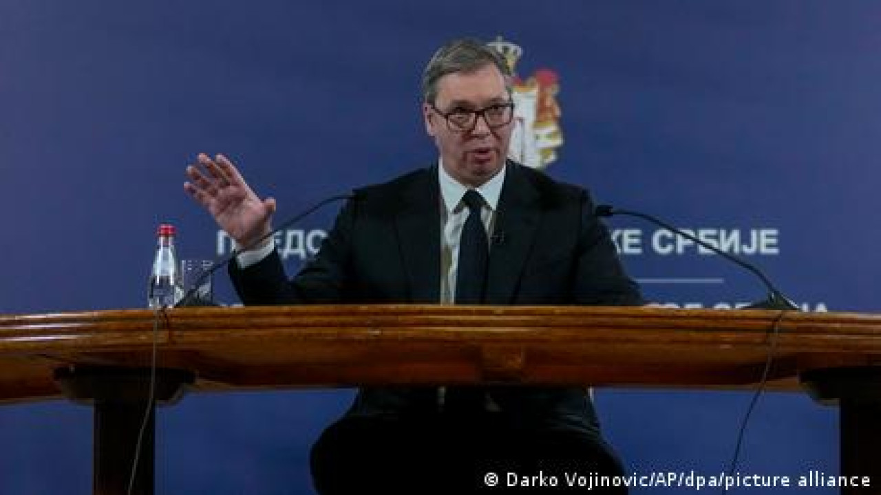 Ο Βούτσιτς φοβάται τις εκλογές, αλλά και τους φοιτητές