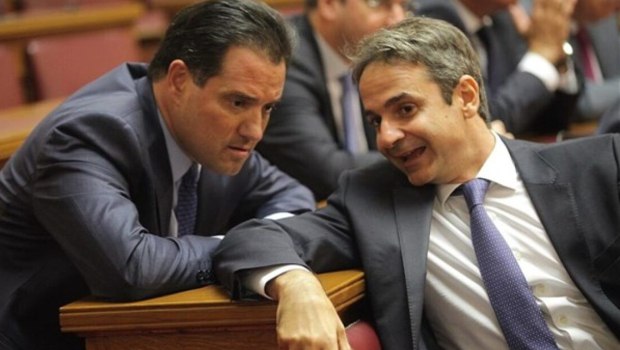 Διάλογος... με δόντια από Μαξίμου: Πώς η κυβέρνηση ναρκοθετεί το ραντεβού της Δευτέρας με τους αγρότες