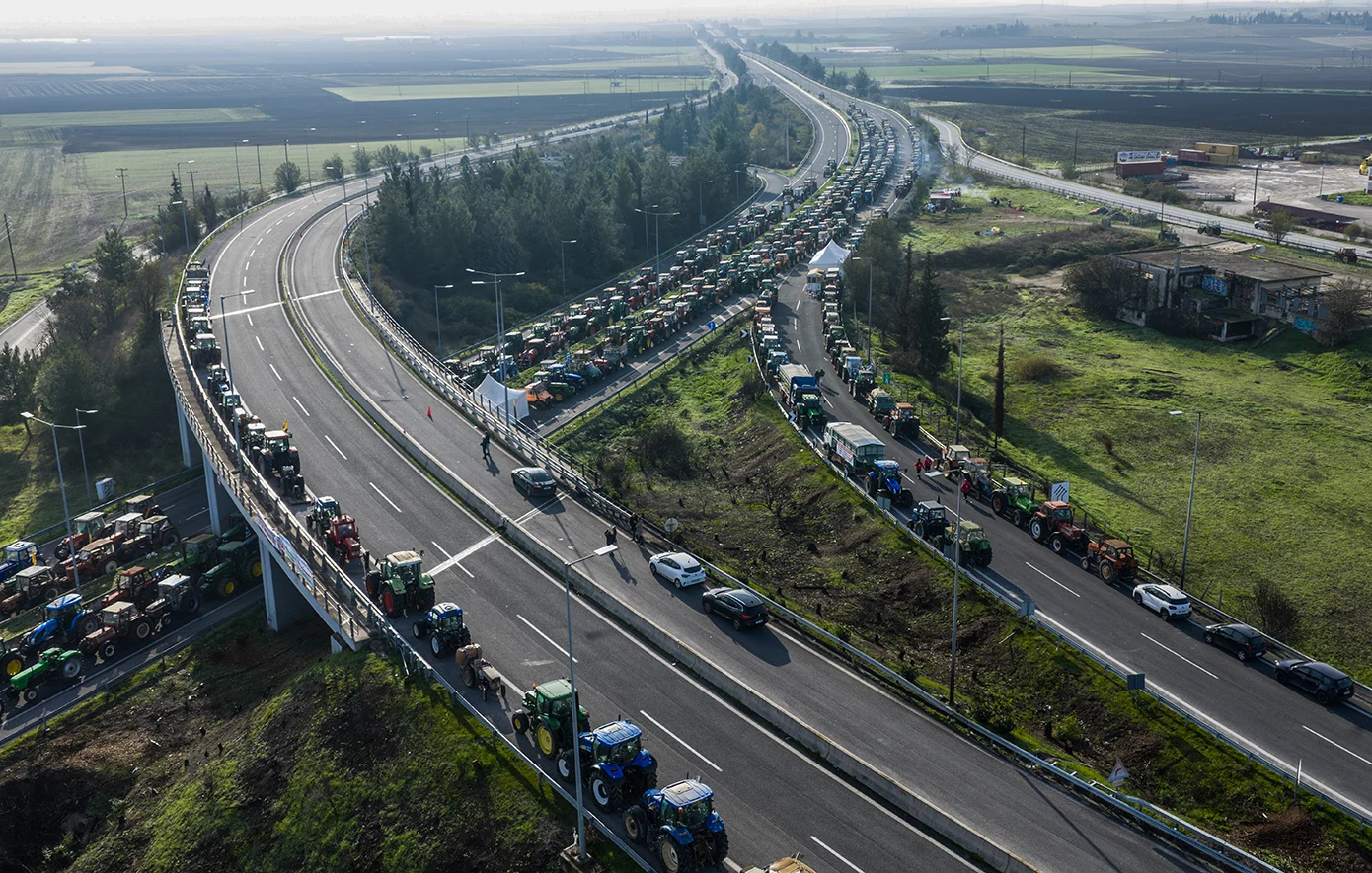 Ανοιχτοί δρόμοι στη Βόρεια Ελλάδα εν αναμονή της πανελλαδικής σύσκεψης των αγροτών στα Μάλγαρα