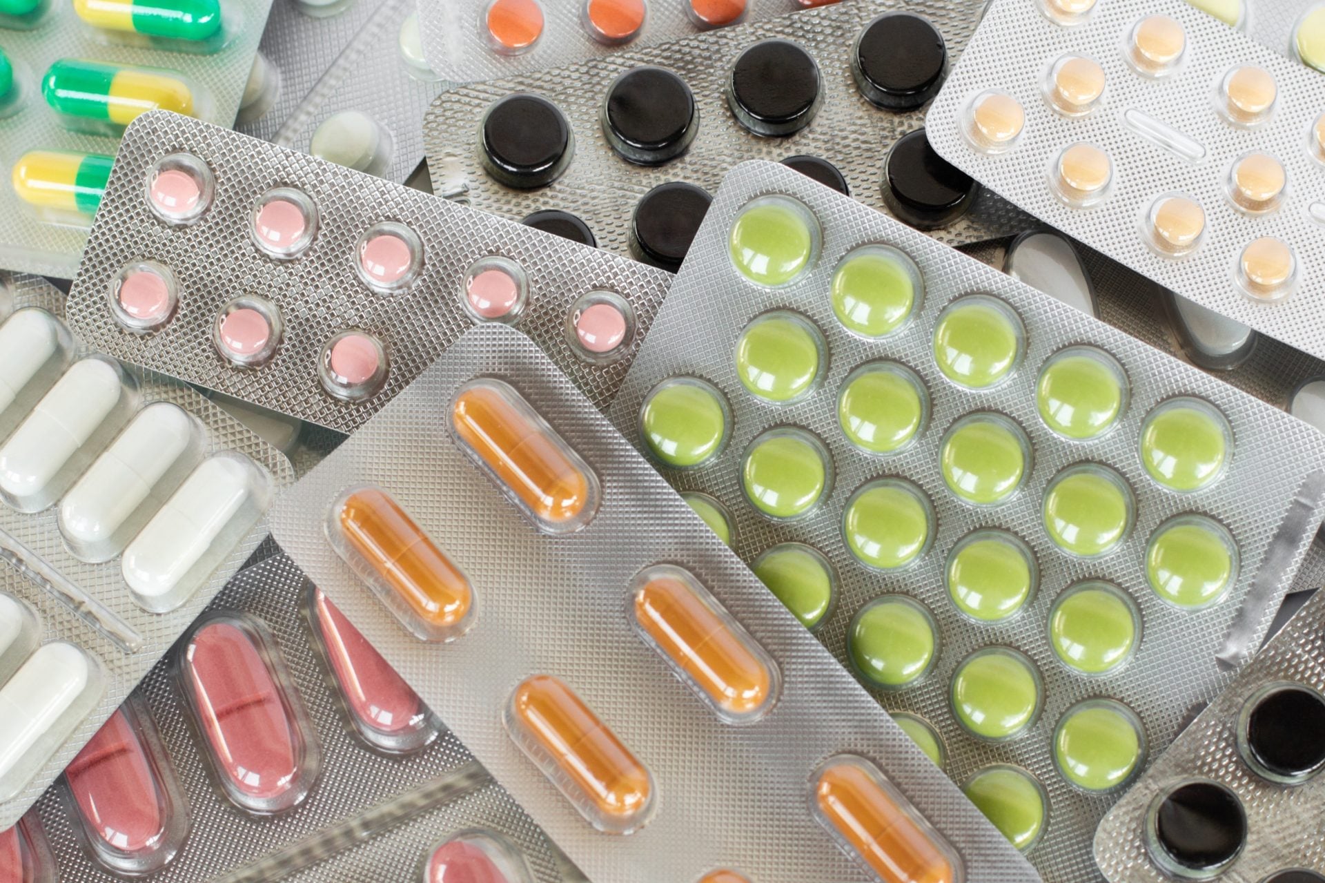 10 Αρχές Ορθών Πρακτικών για τη χρήση της Τεχνητής Νοημοσύνης στα φάρμακα