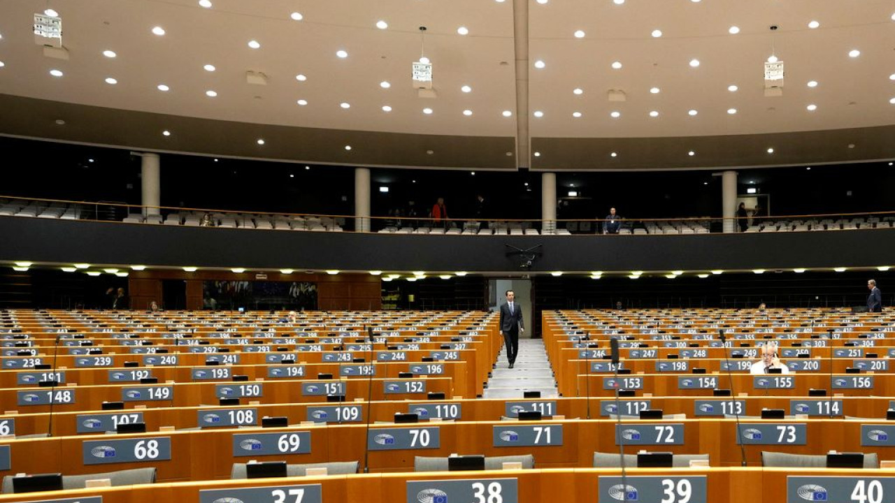 Το Ευρωπαϊκό Κοινοβούλιο καταδικάζει τις βλέψεις των ΗΠΑ στη Γροιλανδία