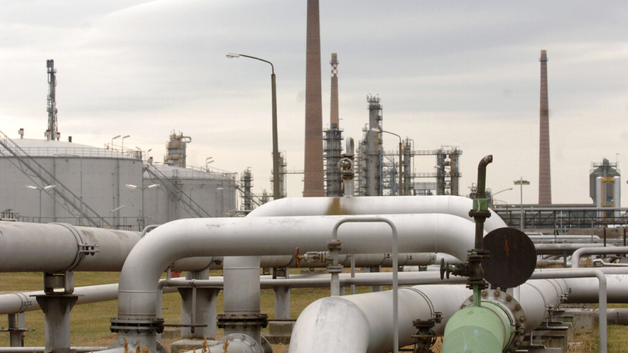 Τραμπ: Αμερικανικές πετρελαϊκές εταιρείες μπορούν να επιδοτηθούν για να ανοικοδομήσουν τις ενεργειακές υποδομές της Βενεζουέλας