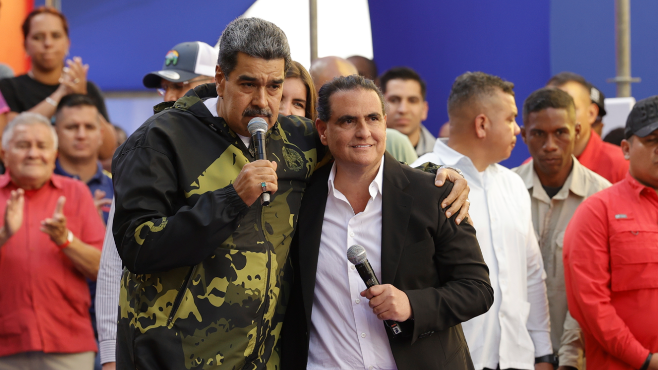 Η Ροντρίγκες της Βενεζουέλας απομάκρυνε τον Υπουργό Βιομηχανίας, στενό συνεργάτη του Μαδούρο