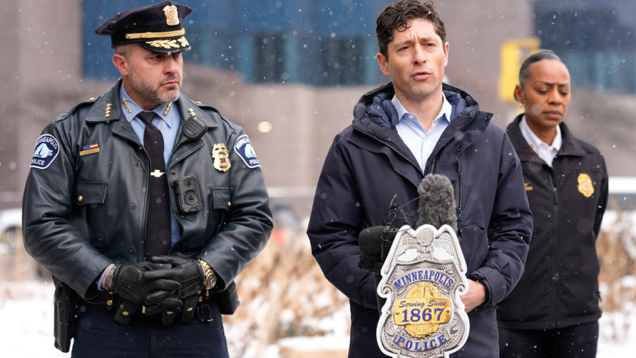 Δήμαρχος Μινεάπολης: Αποχωρούν «μερικοί» ομοσπονδιακοί πράκτορες σήμερα