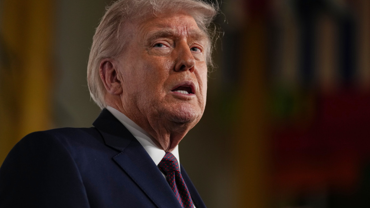 Τραμπ: «Πολύ επικίνδυνη» η επιδίωξη της Βρετανίας να προσεγγίσει την Κίνα