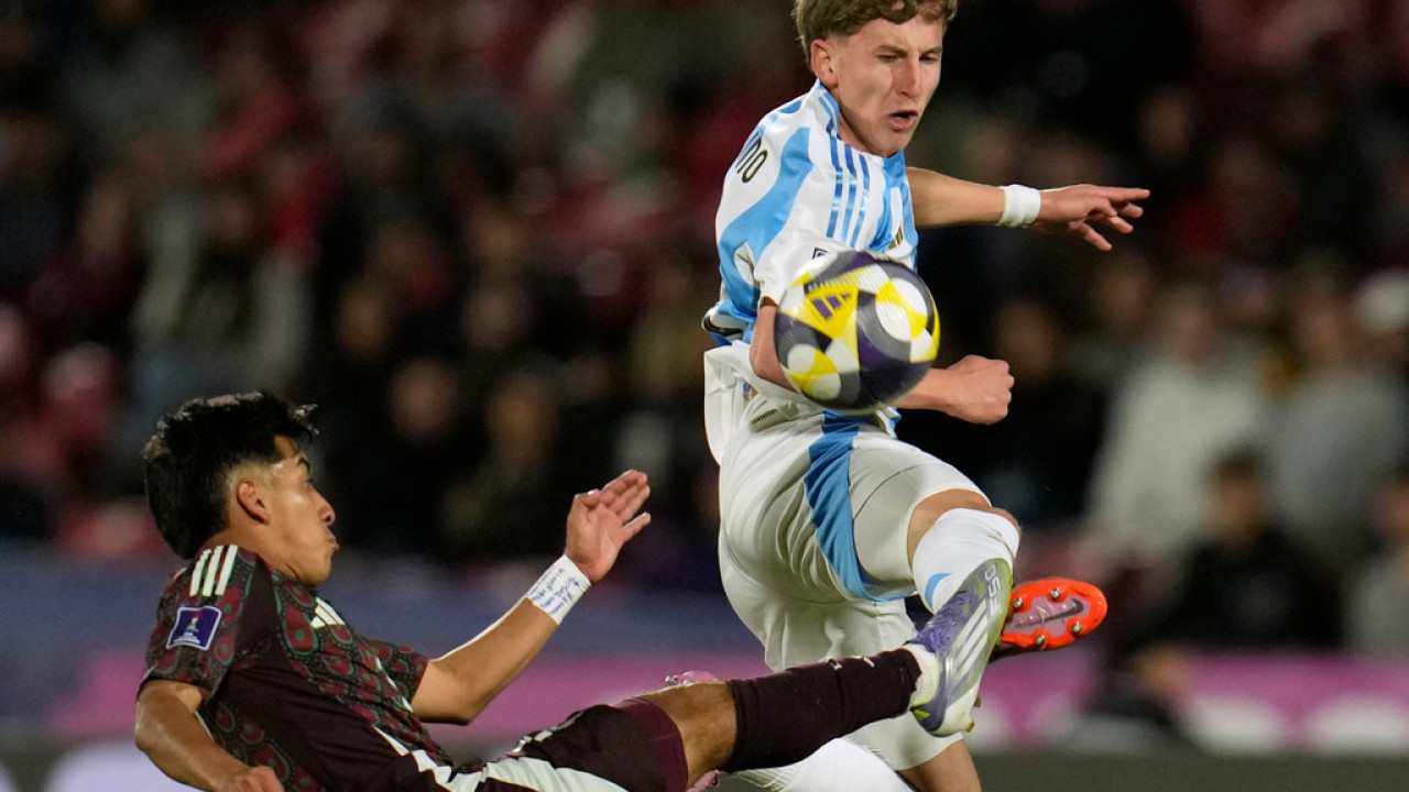 Αντίνο: «Θα προπονείται μόνος μέχρι να πάει στη Ρίβερ» λέει ο Γοδόι