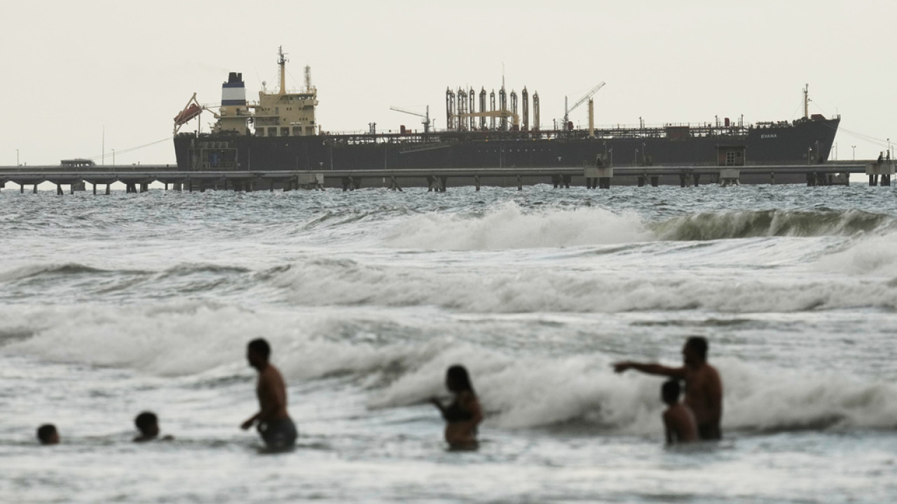Βενεζουέλα: Τουλάχιστον 4 πρώην «σκιώδη» τάνκερ επέστρεψαν εντός των χωρικών υδάτων της
