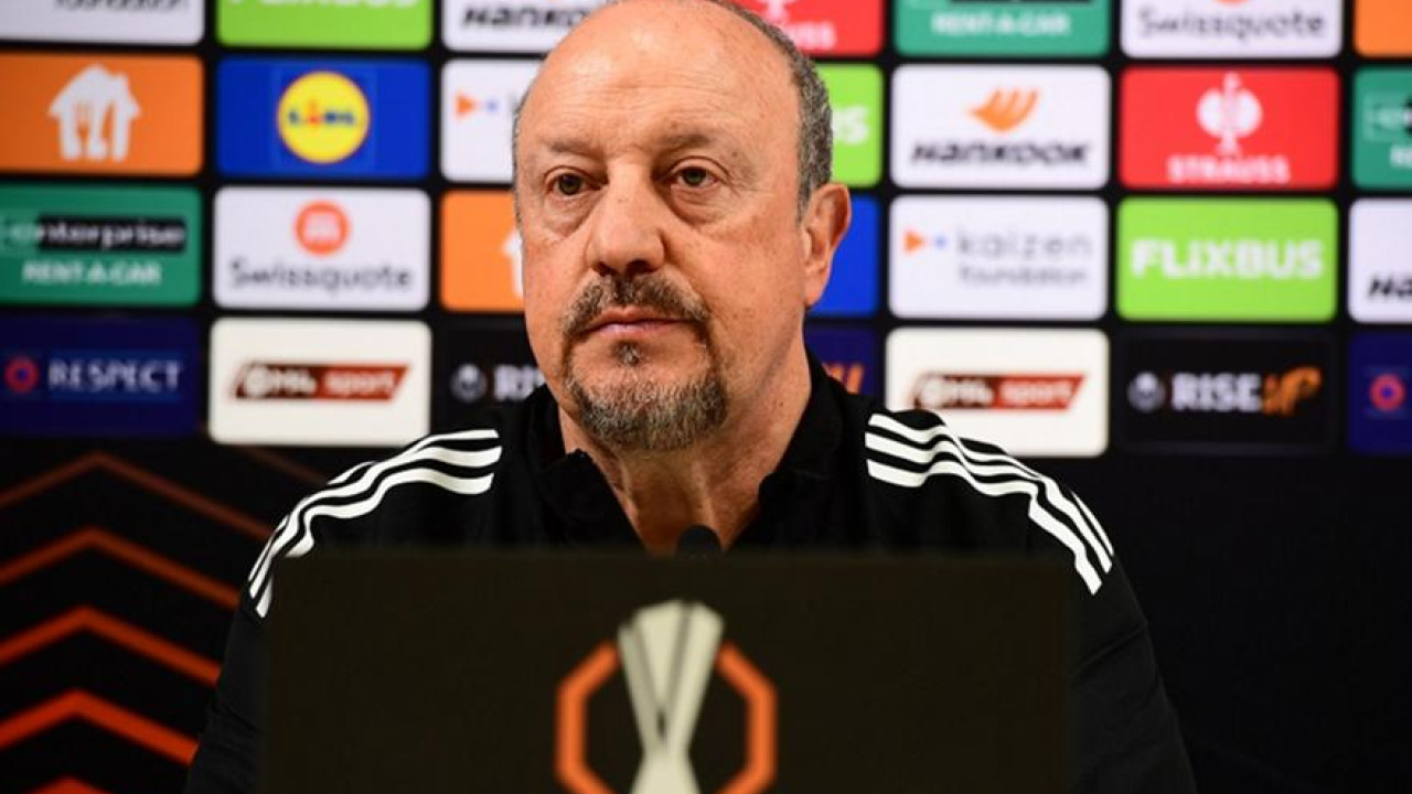 Ράφα Μπενίτεθ: «Θα ξεπεράσουμε τις δυσκολίες με σκληρή δουλειά»