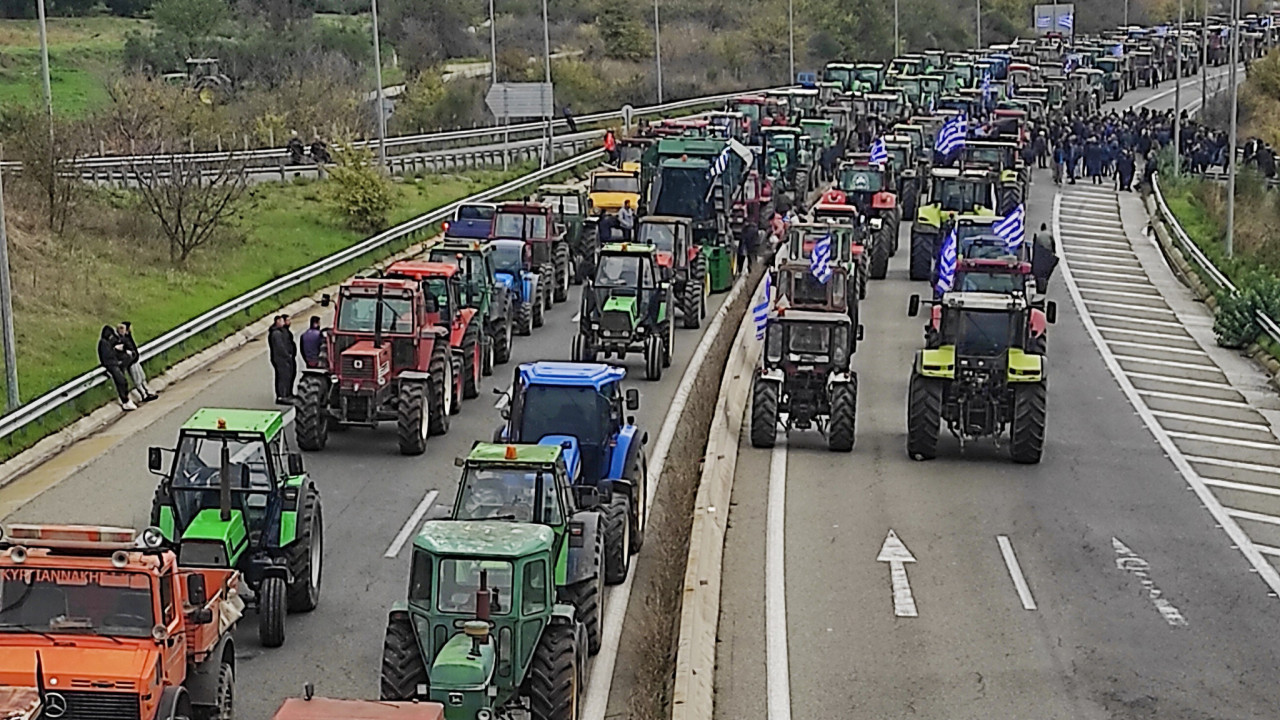 Αγρότες: Πρόταση για συλλαλητήριο στην Αθήνα την Τρίτη