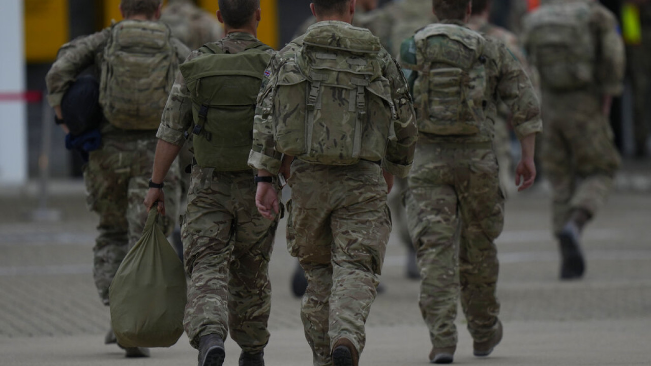 Βρετανία: Απομακρύνει το προσωπικό της από αεροπορική βάση του Κατάρ